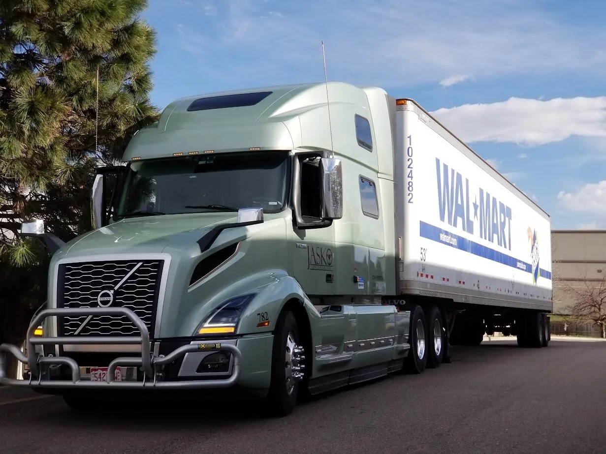 JASKO tractor and 53-foot dry van