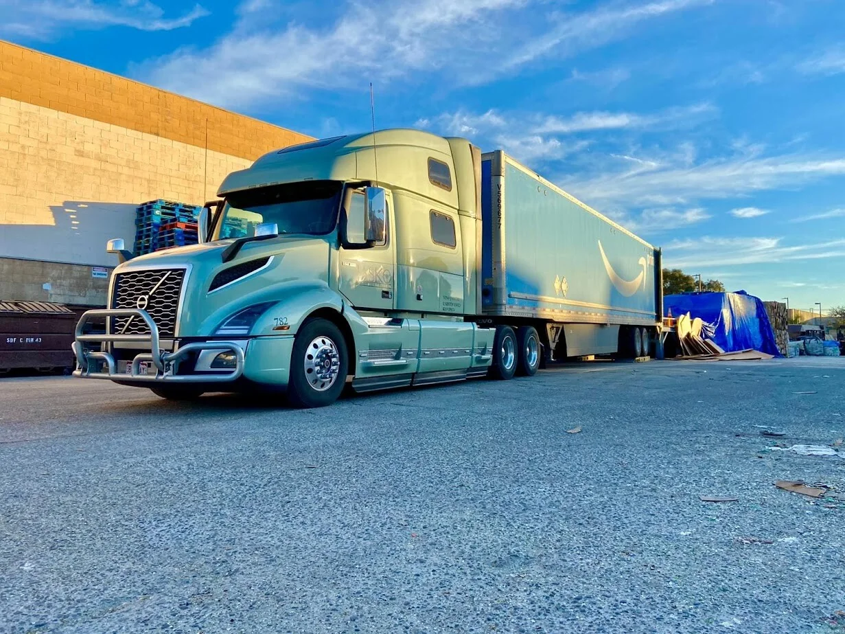 JASKO tractor connected to a customer trailer
