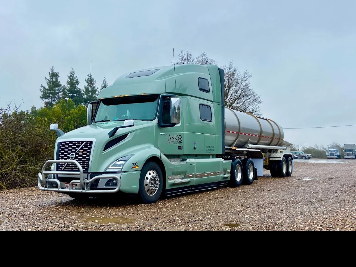 JASKO tractor with tanker trailer